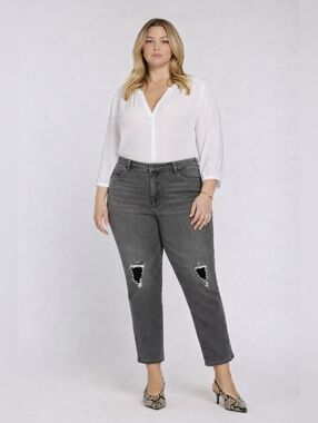 DG2 Plus Size Charcoal Distressed High-Rise Jeans NWT